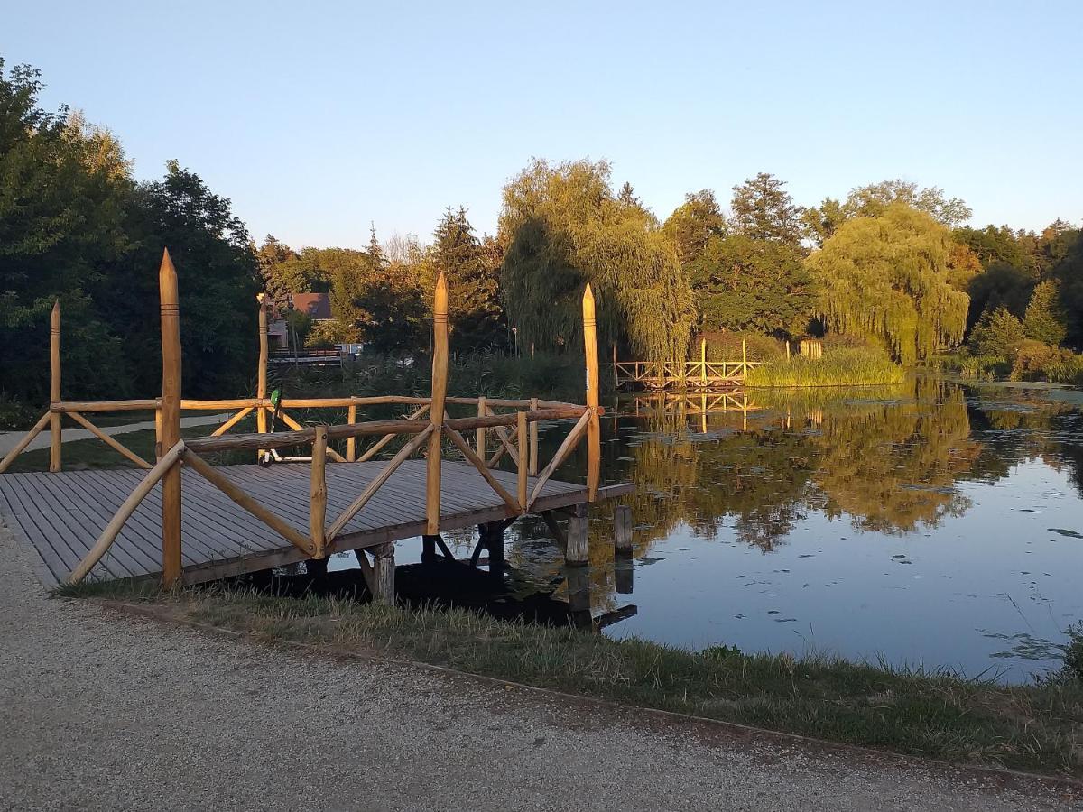 Galéria Apartman Veszprém Exterior foto